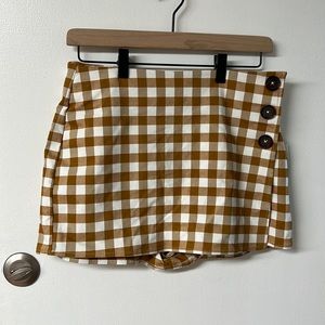 NEW WITH TAGS Forever 21 Shorts